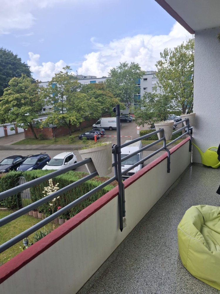 Apartamento de 3 dormitorios en Kiel, Germany No. 249650