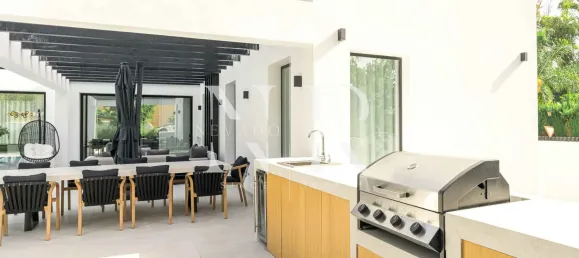 4 bedrooms Villa in Marbella, Spain No. 180336 9