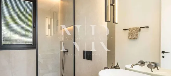 4 bedrooms Villa in Marbella, Spain No. 180336 34