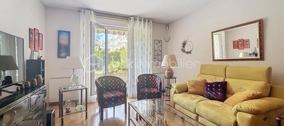 2 bedrooms Apartment in Aulnay-sous-Bois, France No. 312237 5