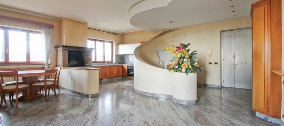 Villa de 9 dormitorios en Ariccia, Italy No. 348497 18