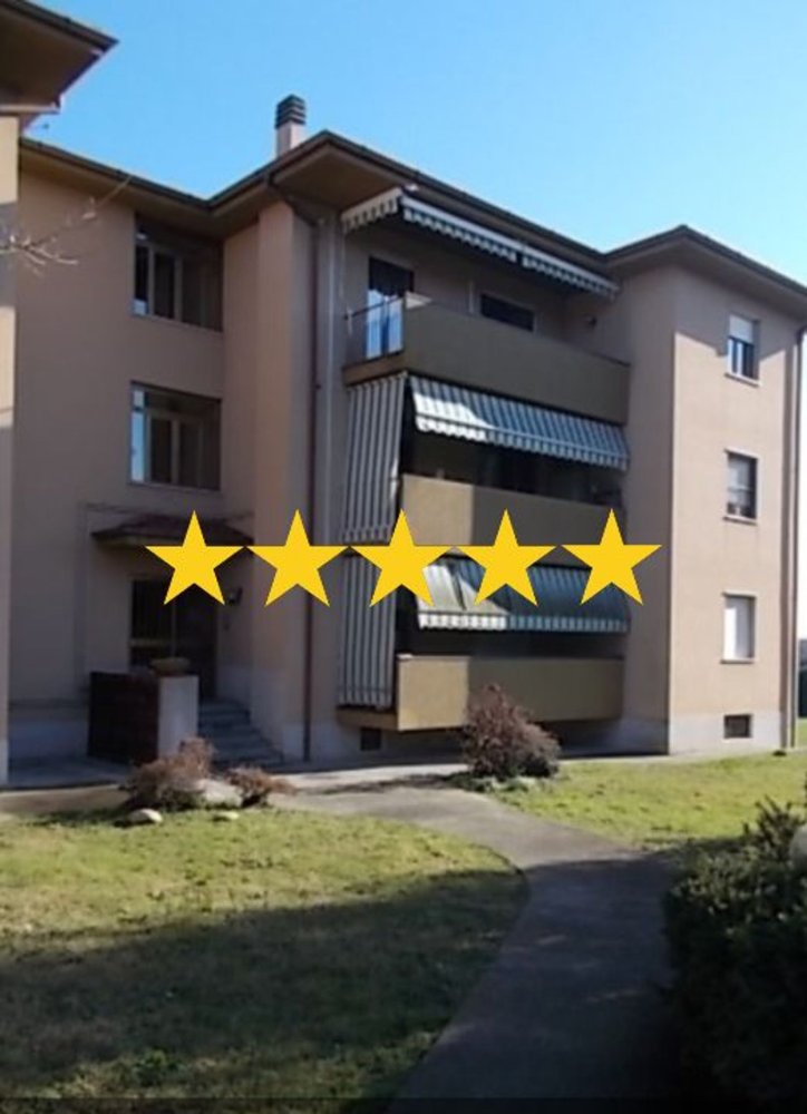 4 bedrooms Apartment in Brembate, Italy No. 390535