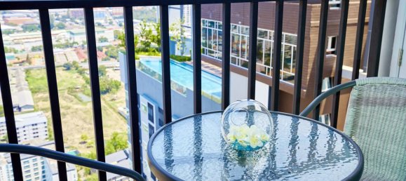 2 bedrooms Condo in Pattaya, Thailand No. 3947 3