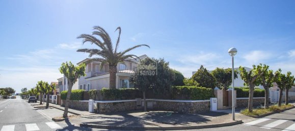 Villa de 5 dormitorios en Mahon, Spain No. 1474 2