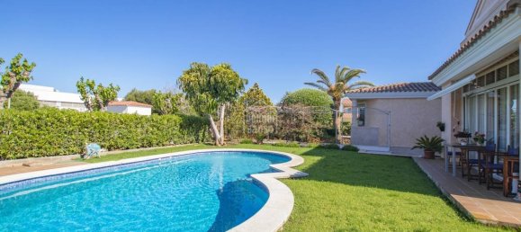 Villa de 5 dormitorios en Mahon, Spain No. 1474 19