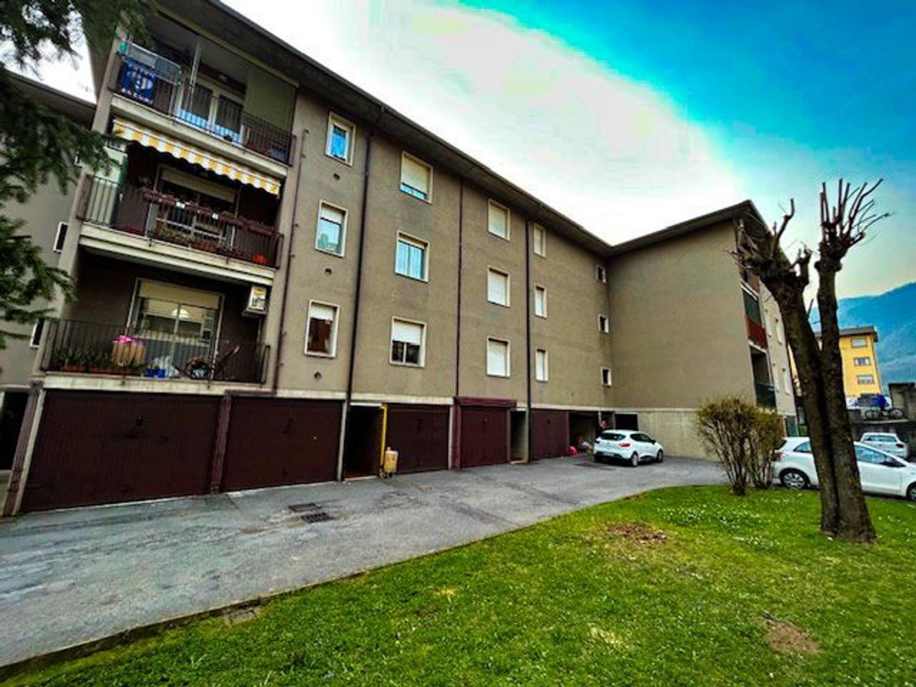 3 rooms Apartment in Alzano Lombardo, Italy No. 213946