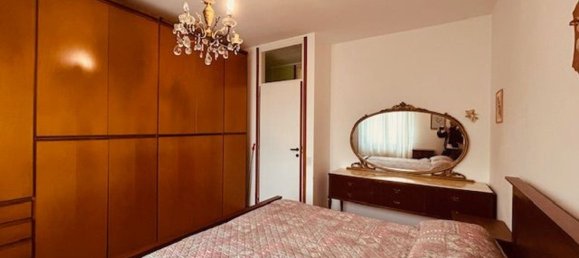 3 rooms Apartment in Alzano Lombardo, Italy No. 213946 4