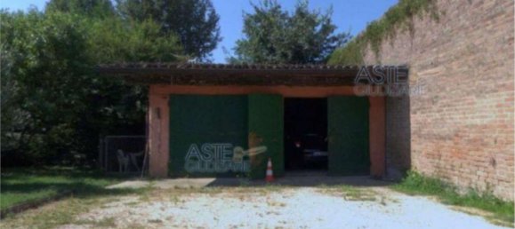 9-Zimmer Wohnung in Gonzaga, Italy, Nr. 186654 6