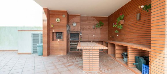 5 bedrooms House in Caldas da Rainha, Portugal No. 204781 9