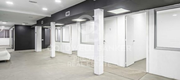 192m² Commercial property in Barcelona, Spain No. 21012 6