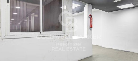 192m² Commercial property in Barcelona, Spain No. 21012 23