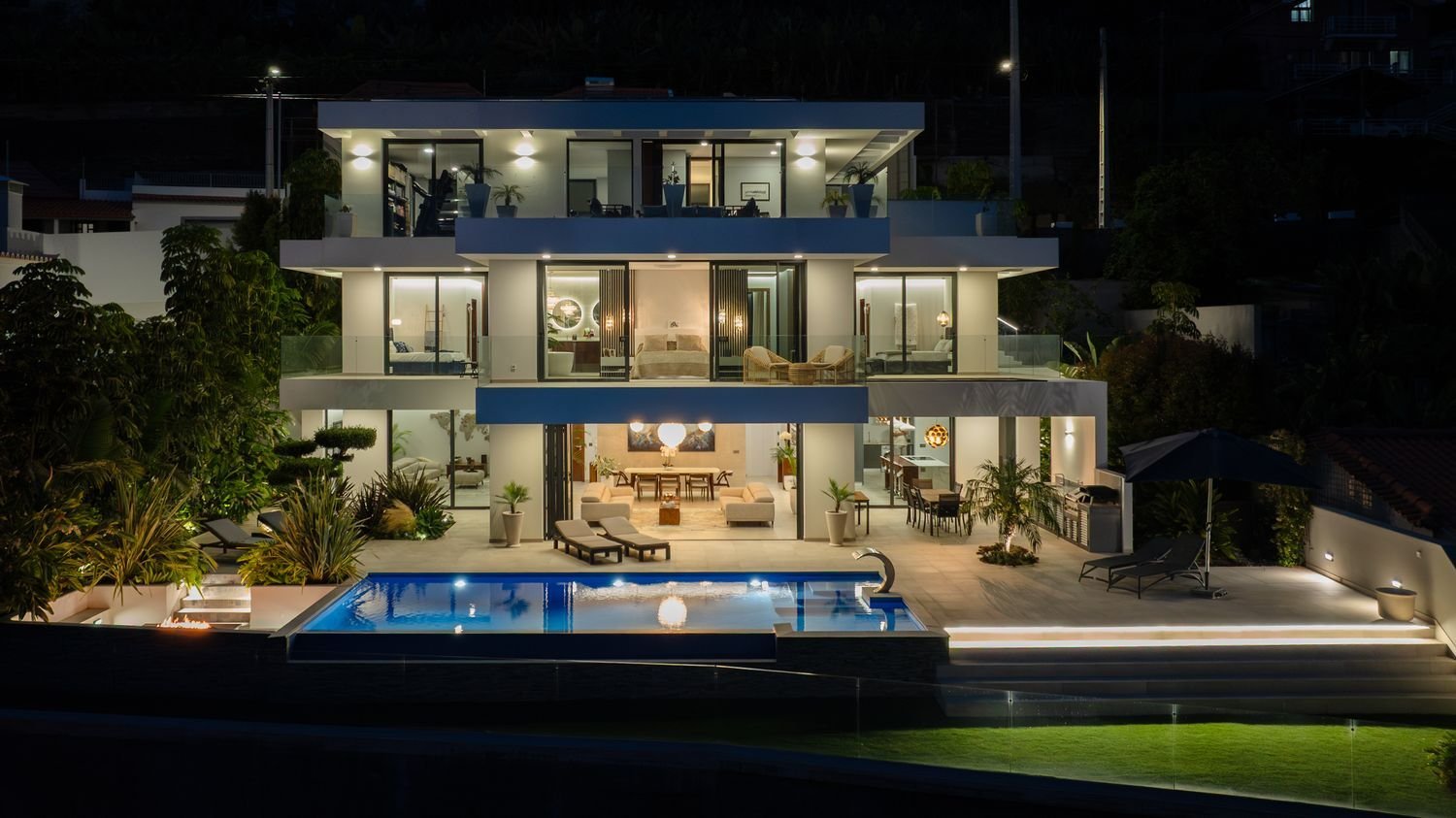 Villa de 3 dormitorios en Ponta do Sol, Portugal No. 250126