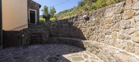 6 rooms Apartment in Capraia Isola, Italy No. 151557 15