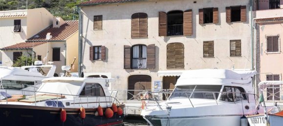 6 rooms Apartment in Capraia Isola, Italy No. 151557 48