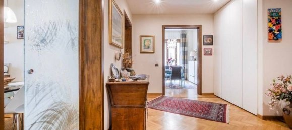 4 bedrooms Apartment in Florence, Italy No. 162085 28