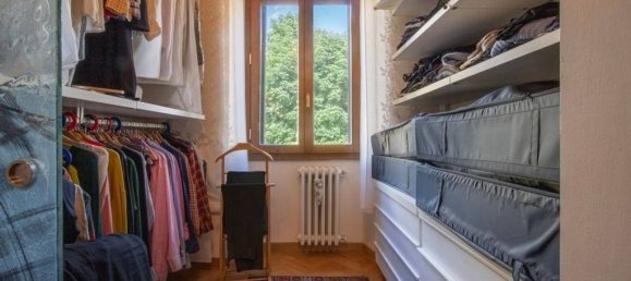 4 bedrooms Apartment in Florence, Italy No. 162085 17