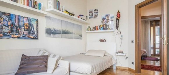 4 bedrooms Apartment in Florence, Italy No. 162085 9