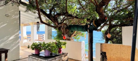 2 bedrooms Villa in Corfu, Greece No. 8250 3