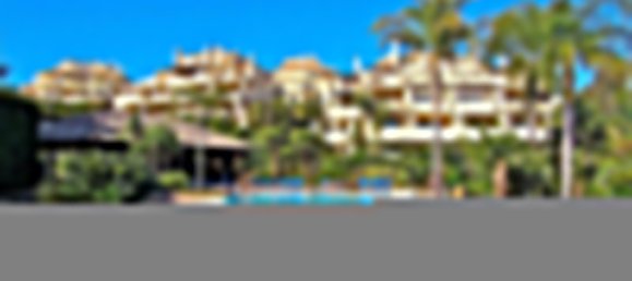 4 bedrooms Penthouse in Malaga, Spain No. 122054 4