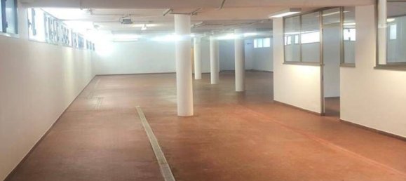513m² Commercial property in Spresiano, Italy No. 169572 6