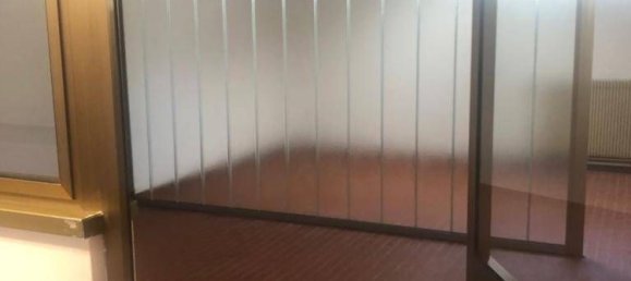 513m² Commercial property in Spresiano, Italy No. 169572 14