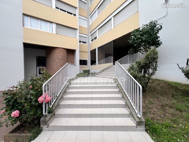 3 bedrooms Apartment in Le Havre, France No. 314439