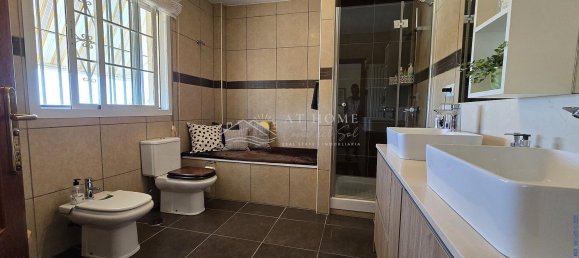 3 Schlafzimmer Haus in Sayalonga, Spain, Nr. 133636 20