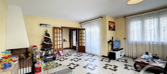 4 bedrooms House in Romorantin-Lanthenay, France No. 91874 3