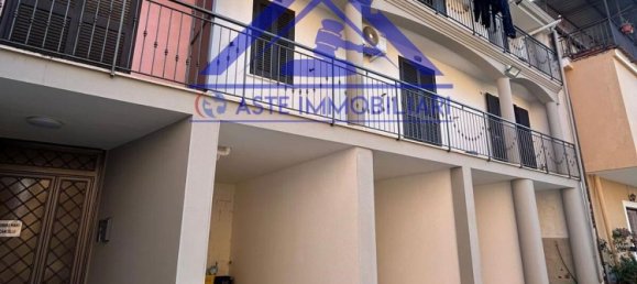 3 rooms Apartment in Marcianise, Italy No. 7585 6
