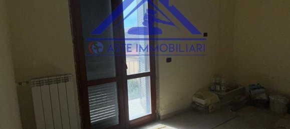 3 rooms Apartment in Marcianise, Italy No. 7585 15