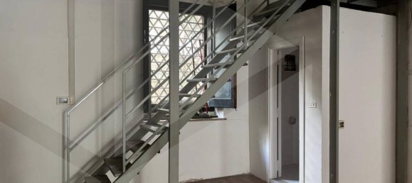 1 room Commercial property in Bari, Italy No. 23713 26