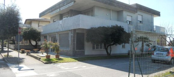 8-Zimmer Haus in Udine, Italy, Nr. 90117 45