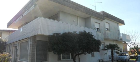 8-Zimmer Haus in Udine, Italy, Nr. 90117 44