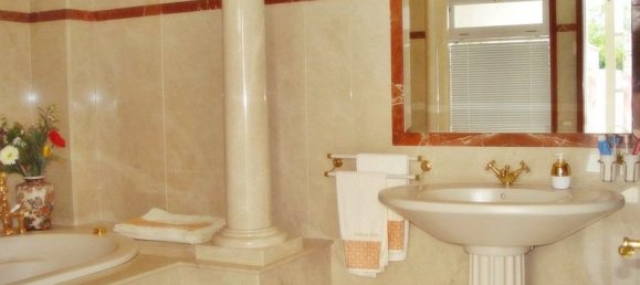 4 bedrooms Villa in San Agustin, Spain No. 3222 6