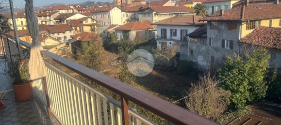 3 bedrooms Apartment in Gassino Torinese, Italy No. 148629 7