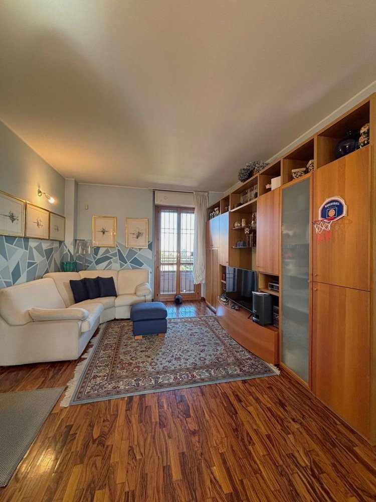 Apartamento T4 em Desio, Italy N.º 364346