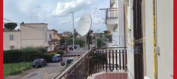 5 bedrooms Apartment in Rome, Italy No. 330825 9