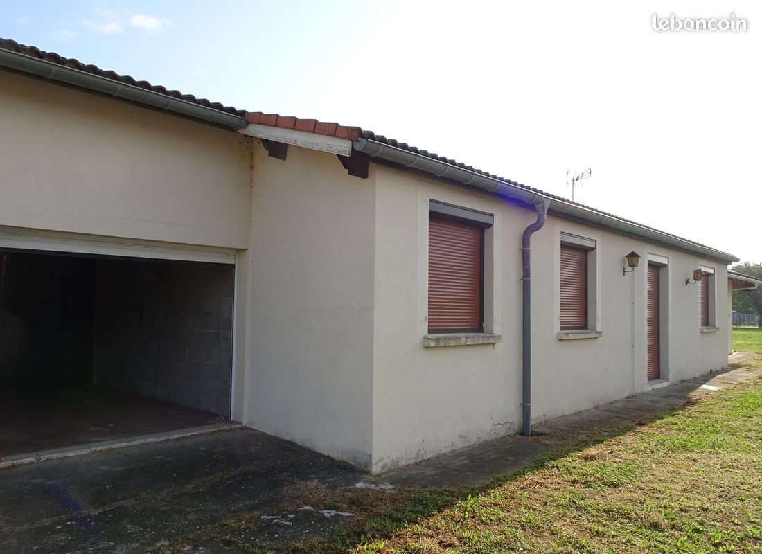 4 غرف نوم منزل في Frouzins, France رقم 290255