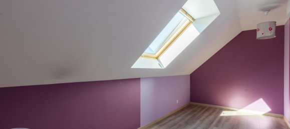 Casa de 5 dormitorios en Parassy, France No. 155767 13