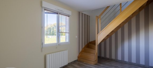 Casa de 5 dormitorios en Parassy, France No. 155767 9