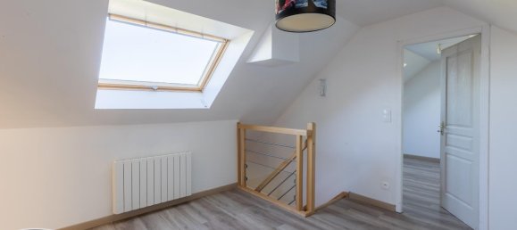 Casa de 5 dormitorios en Parassy, France No. 155767 10