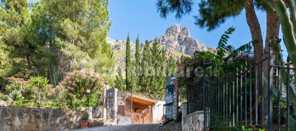 4-salle Maison à Castellammare del Golfo, Italy No. 258737 26