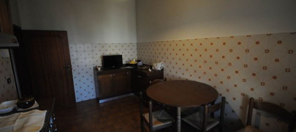 Apartamento de 4 divisões em Montale, Italy N.º 110835 5