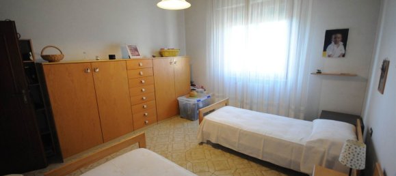 Apartamento de 4 divisões em Montale, Italy N.º 110835 7
