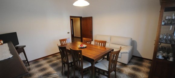 Apartamento de 4 divisões em Montale, Italy N.º 110835 3