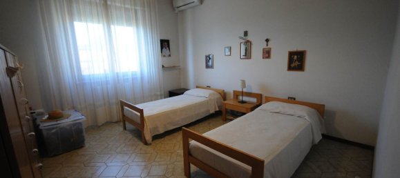 Apartamento de 4 divisões em Montale, Italy N.º 110835 6