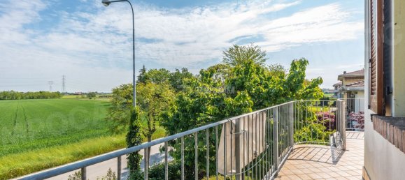 3 bedrooms Duplex in Collecchio, Italy No. 326254 13