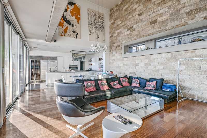 5 bedrooms Villa in Limassol, Cyprus No. 12090