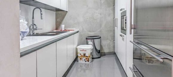 5 bedrooms Villa in Limassol, Cyprus No. 12090 8