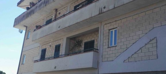 Квартира с 9 спальнями в Санти Козма э Дамьяно, Италия № 318144 4